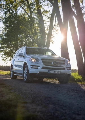 Mercedes-Benz GL cena 157500 przebieg: 102141, rok produkcji 2016 z Szklarska Poręba małe 436